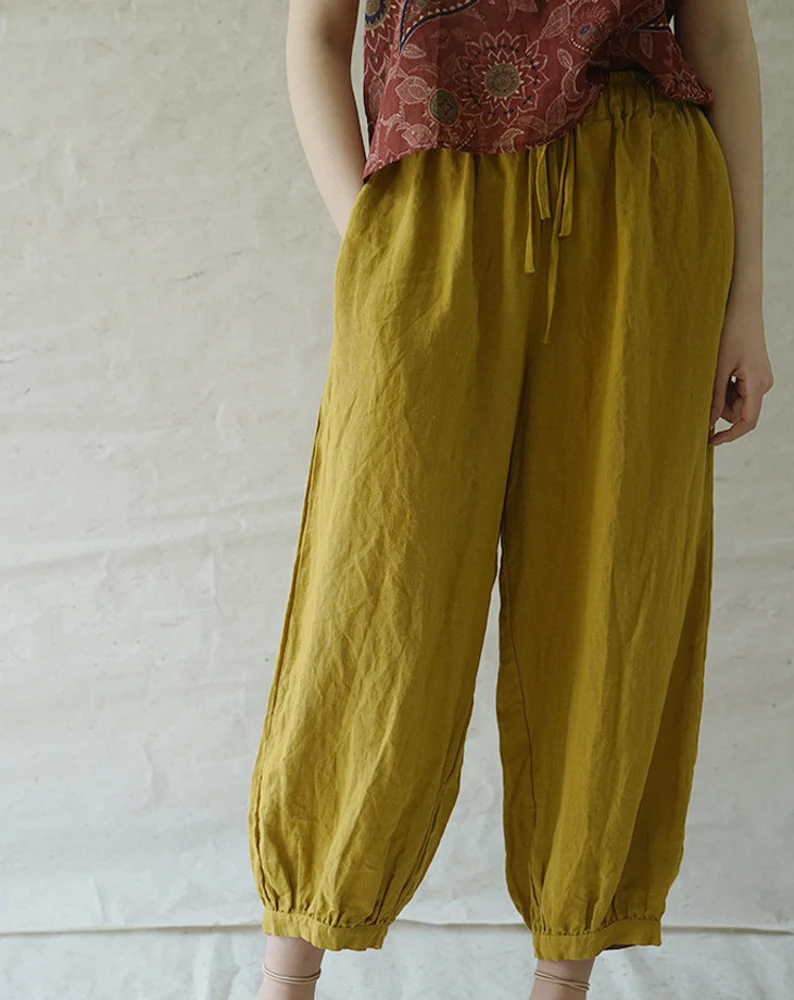 Gorgeous Linen Pants Outfits so You Look Chic and Fresh When It's HOT  outside | Linen pants women, Linen pants outfit, Trousers women outfit